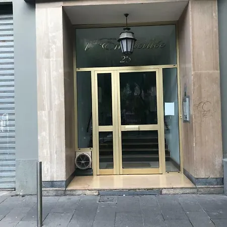 L'ensoleillee * Ницца